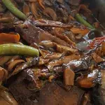 香菇烩扒鸭 Braised Duck w/ Mushroom