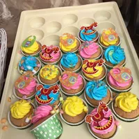 Click to see Happy Cupcakes
