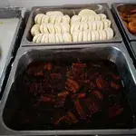 扣肉馒头 Braise Pork w/ Bun