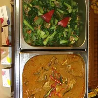 Click to see Authentic Curry Chicken with Potatoes