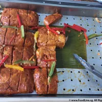 Click to see Seafood Otah with Banana Leaf 海鲜乌达