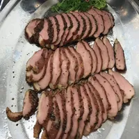 Click to see Smoke Duck w Black Pepper 黑椒烟鸭
