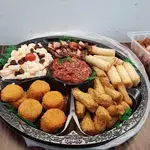 Chinese Hot & Cold Platter (Seafood Roll, Breaded Scallop, Vegetables Roll , Prawn Salad, Smoke Duck, Baby Octopus)