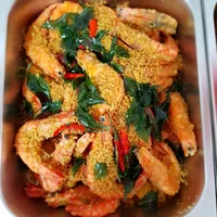 Click to see Golden Cereal Prawn 黄金麦片虾