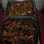 金针香菇木耳鸡 Braised Chicken w/Mushrooms & Fungus