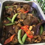 香菇烩扒鸭 Braised Duck w/ Mushroom