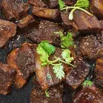 扣肉馒头 Braise Pork w/ Bun