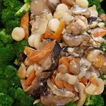 带子西兰花 Sauteed Broccoli w/ Scallop
