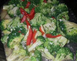 Garlic Broccoli | Customer Photo | Sembawang Eating House Seafood Restaurant