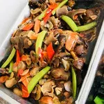 香菇烩扒鸭 Braised Duck w/ Mushroom