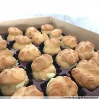 Click to see 1x Mini Durian Puff (box of 20) @$18