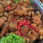Salted Egg Chicken • 咸蛋鸡(Chef's Recommended)