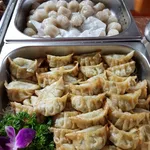 Steamed Mini Crystal Dumpling w/ Sweet Sauce 蒸水晶包
