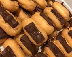 Éclair | Customer Photo | Liang Food Caterer