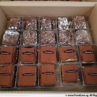 Click to see Blackforest (10pcs), Tiramisu (10pcs)