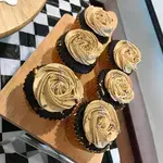 1x Earl Grey Lavender @$3.5 (Quantity : Box of 6 Cupcakes)