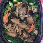 三菇西兰花 Broccoli w/ Assorted Mushroom