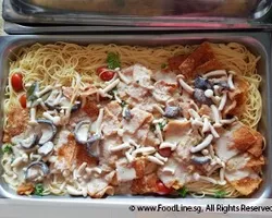 Spaghetti Italian Bacon w Cream Sauce | Customer Photo | ECreative Catering Pte Ltd