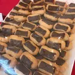 Mini Chocolate Eclair