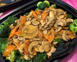 Broccoli mixed mushroom with Fatt Choy | Customer Photo | FattyDaddyFattyMummy