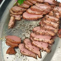Click to see Smoke Duck w Black Pepper 黑椒烟鸭