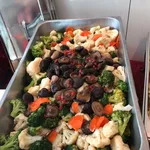 发财西兰花椰菜淋鲍鱼汁 Assorted Vegetables with Abalone Sauce and “Fatt Choy”