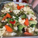 Mixed Cauliflower, Brocolli w mushrooms 香菇白菜花与西兰花