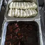 Braised Pork w/ Bun • 扣肉包(Chef's Recommended)