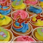 Happy Cupcakes
