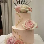 1x Rose Pink with Fresh Florals @$140 (Size: 4) (Flavour : Rose Lychee)