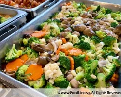 Broccoli Mushroom w/ Oyster Sauce | Customer Photo | Liang Food Caterer