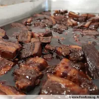 Click to see 扣肉馒头 Braise Pork w/ Bun
