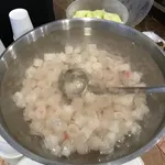 Chilled Almond Beancurd w/ Longan 龙眼豆腐