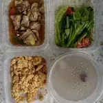 Dishes: 3 Dishes + 1 Soup