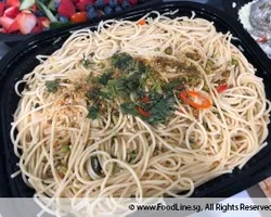 Brown Butter Spaghetti Aglio Olio (V) <i>with crushed pistachio</i> | Customer Photo | Grain