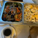 Longevity bailing mushroom with vegetables 百灵菇菜花