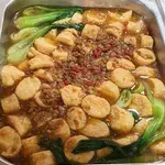 Signature Jade Egg Tofu with Seasonal Vegetables *DF	翡翠水仙扒豆腐