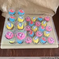 Click to see Happy Cupcakes