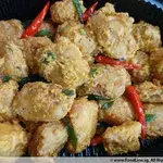 <i>Tempura Scallop, Pandan Chicken & Lemongrass Fish Patty</i>