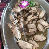 Click to see Smoke Duck w Black Pepper 黑椒烟鸭