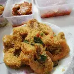 12 CEREAL PRAWN