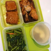 Click to see Tingkat (10 Days, 3 Dishes + Soup/ 4 dishes)