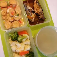 Click to see Tingkat (10 Days, 3 Dishes + Soup/ 4 dishes)
