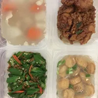 Click to see Lunch Tingkat Package (20 Days, 3 Dishes + Soup OR 4 Dishes)