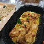 Wok Fried Salted Egg Chicken With Curry Leaves