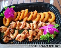 Fried Calamari & Onion Ring Platter (苏东圈+洋葱圈拼盘) | Customer Photo | Empire Food Catering Pte Ltd