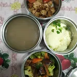 5 Days Tingkat Trial (3 Dishes + 1 Soup)