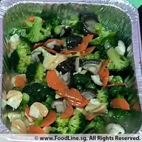 Click to see Broccoli w Pacific Clam 鮑贝西兰花