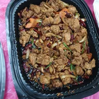 Click to see 宫保鸡丁 Chicken w/Dried Chilli