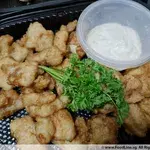 Crispy Dory With Aioli Sauce	炸鱼与蒜香蛋黄酱